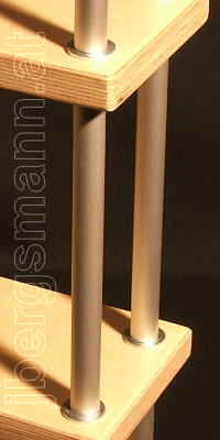 Bild DSCF0075-Alurohr-Regal-200x400_31u.jpg Regal aus Aluminium und Holz Die Regalseite